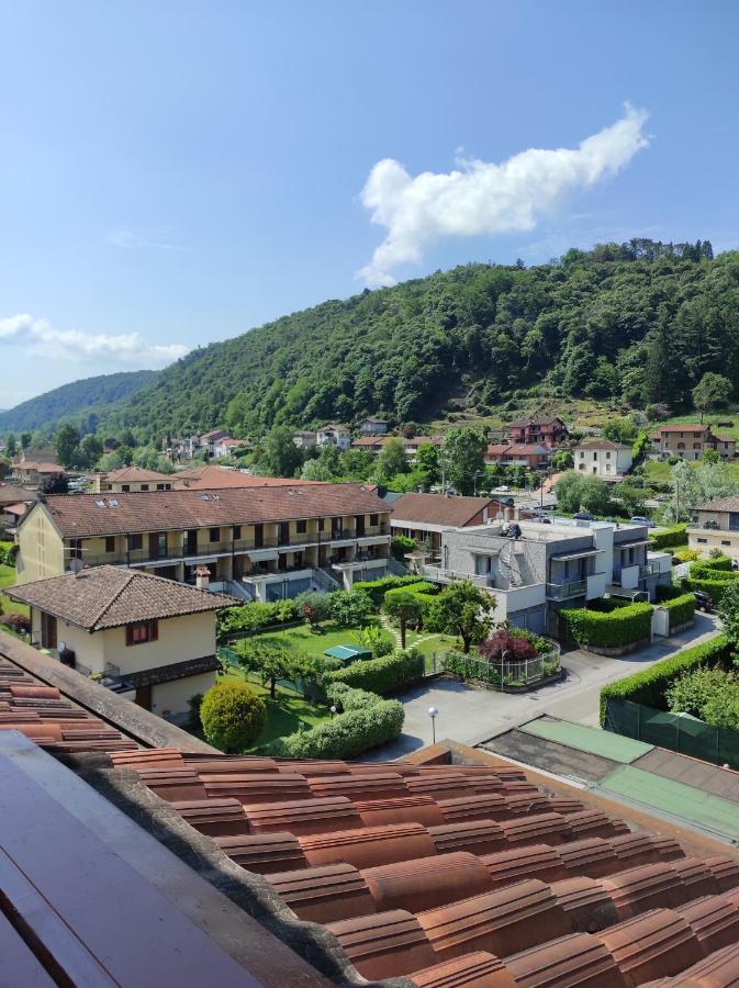 Apartamento Residenza Tiziana Luino Exterior foto
