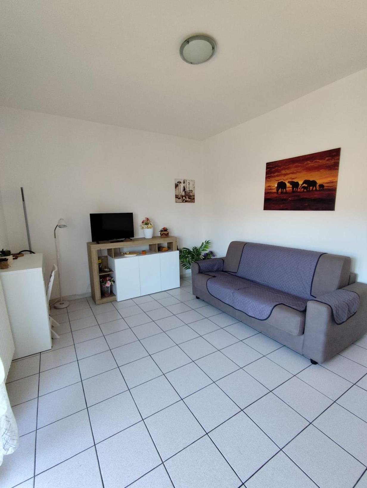 Apartamento Residenza Tiziana Luino Exterior foto